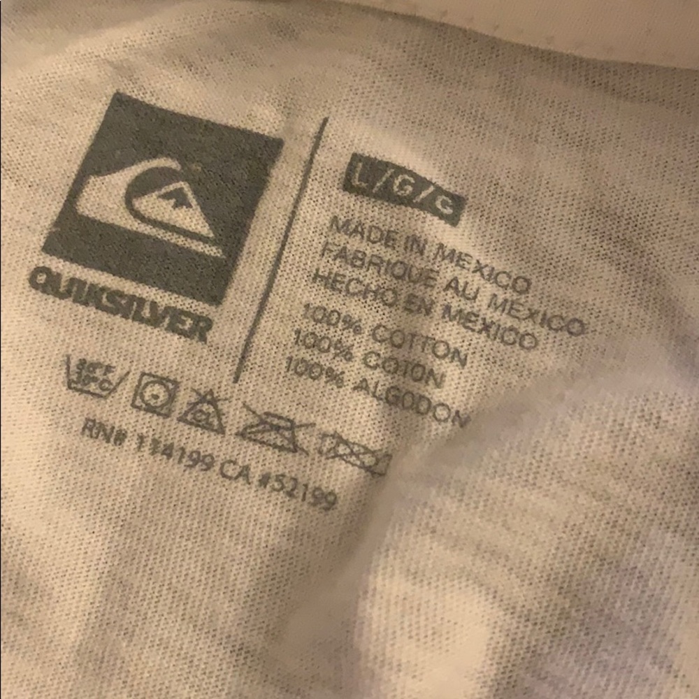 Quicksilver t-shirt 🌱 - Picture 3 of 3